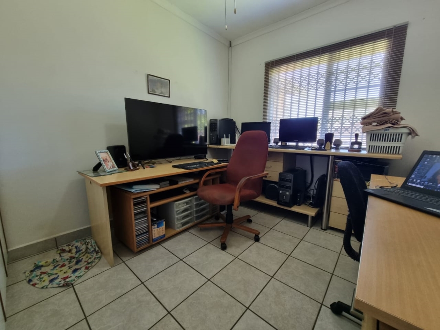 3 Bedroom Property for Sale in Margate KwaZulu-Natal