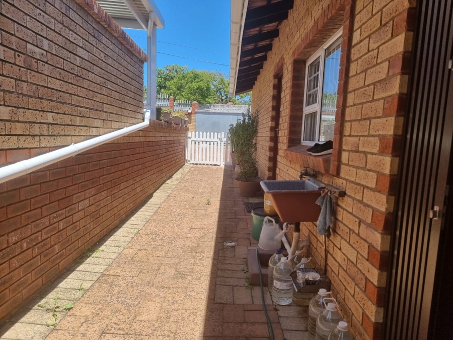 3 Bedroom Property for Sale in Margate KwaZulu-Natal