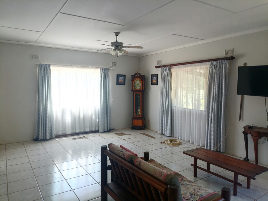 4 Bedroom Property for Sale in Palm Beach KwaZulu-Natal