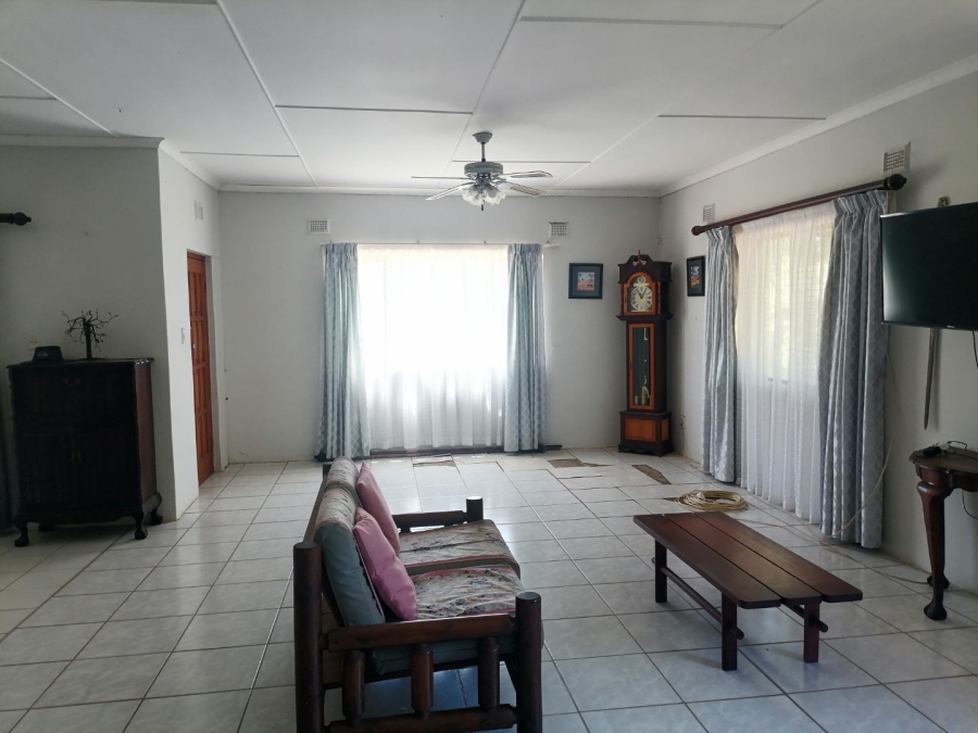 4 Bedroom Property for Sale in Palm Beach KwaZulu-Natal