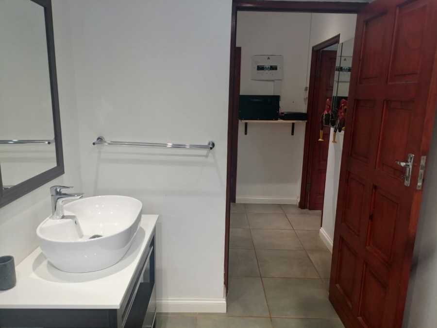 3 Bedroom Property for Sale in Shelly Beach KwaZulu-Natal