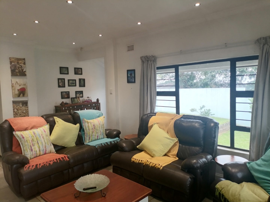 3 Bedroom Property for Sale in Shelly Beach KwaZulu-Natal