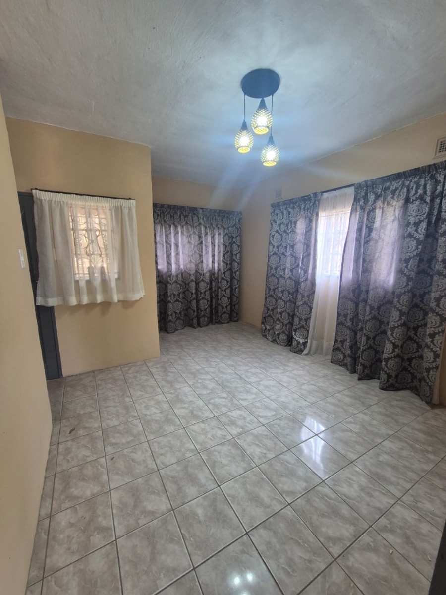 3 Bedroom Property for Sale in Woodhurst KwaZulu-Natal