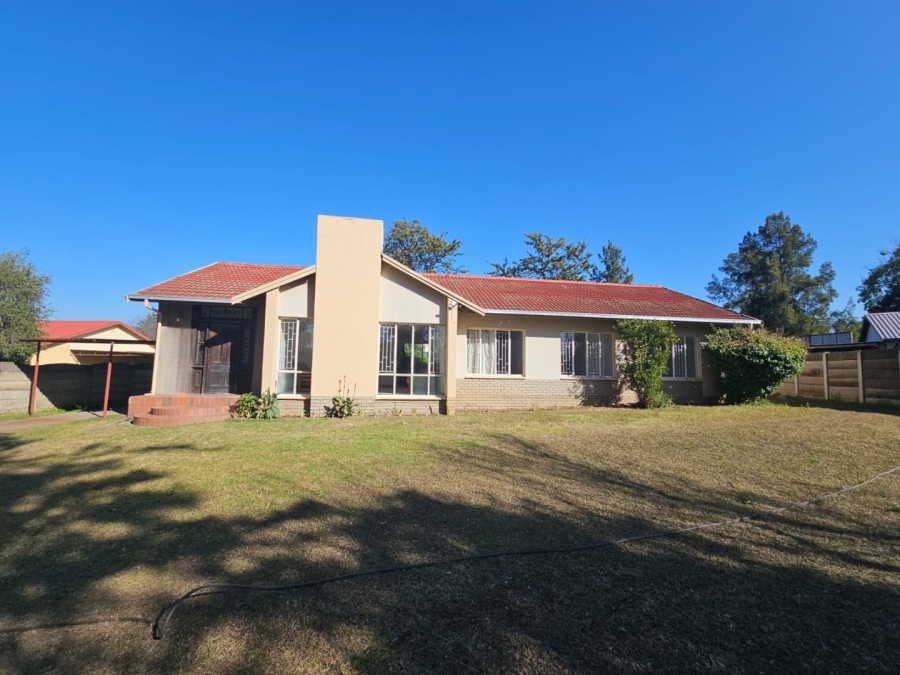 3 Bedroom Property for Sale in Huttenheights KwaZulu-Natal