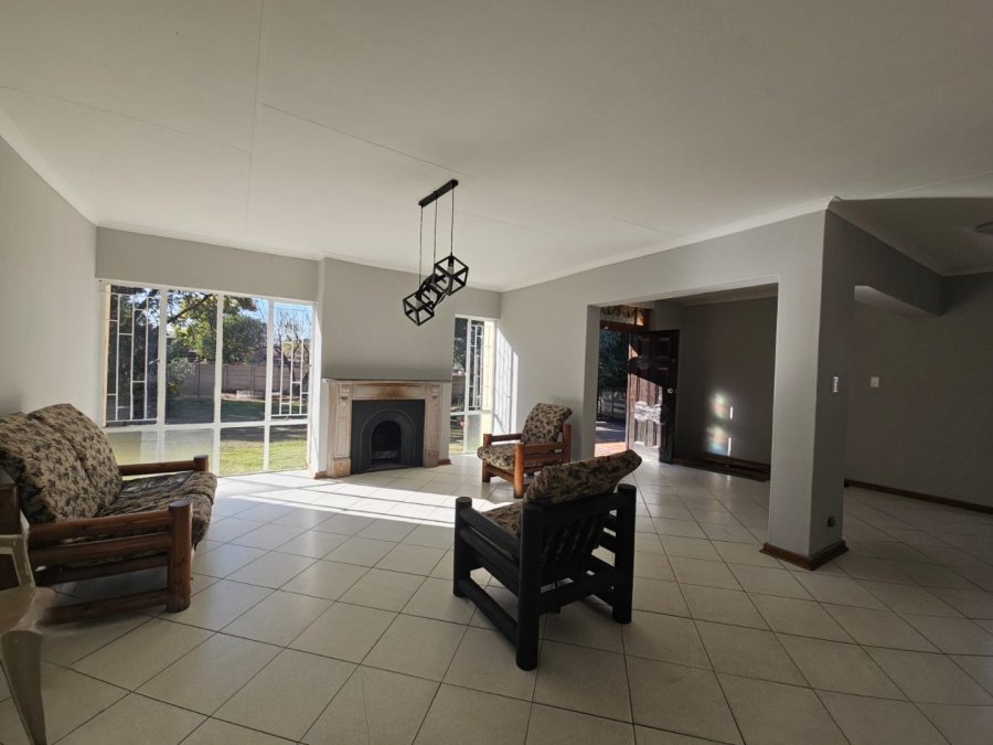 3 Bedroom Property for Sale in Huttenheights KwaZulu-Natal