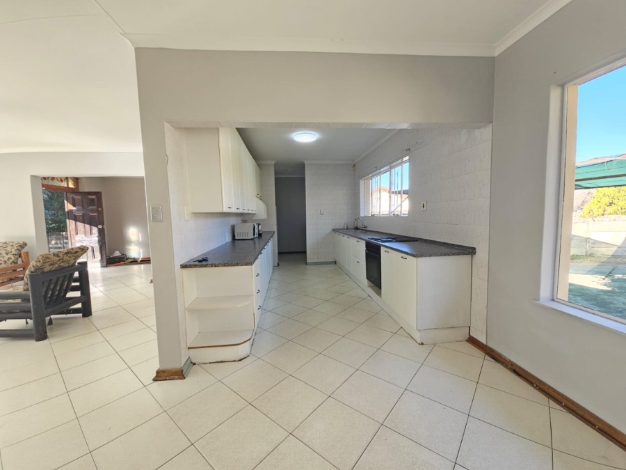 3 Bedroom Property for Sale in Huttenheights KwaZulu-Natal