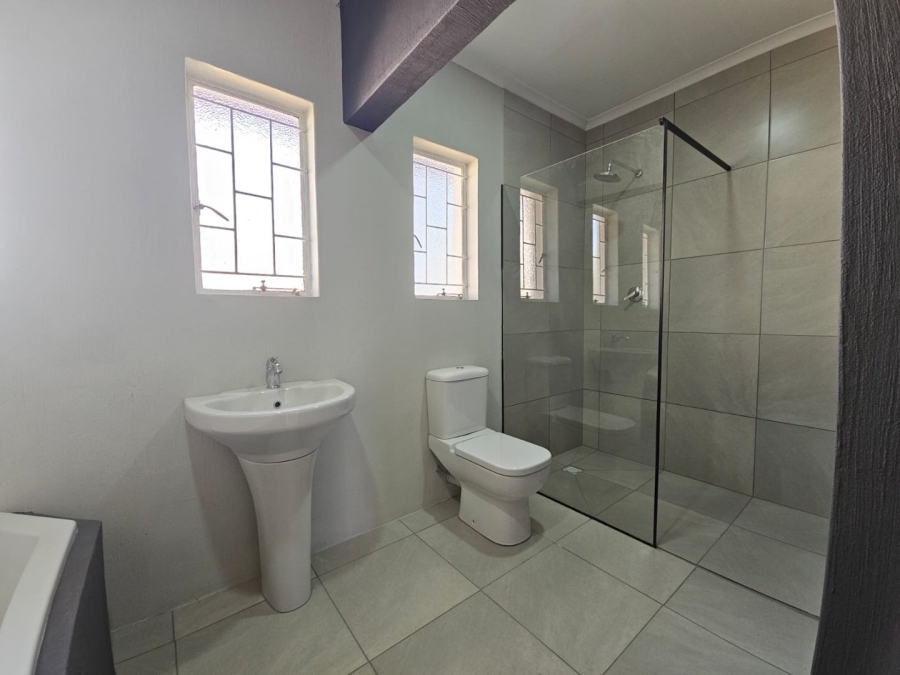 3 Bedroom Property for Sale in Huttenheights KwaZulu-Natal