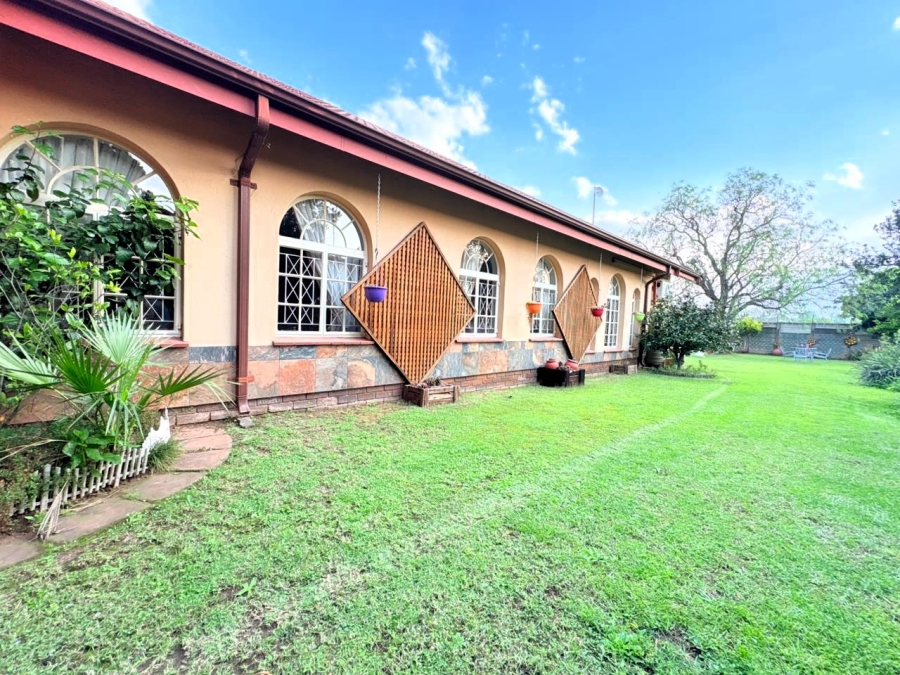 To Let 3 Bedroom Property for Rent in Huttenheights KwaZulu-Natal