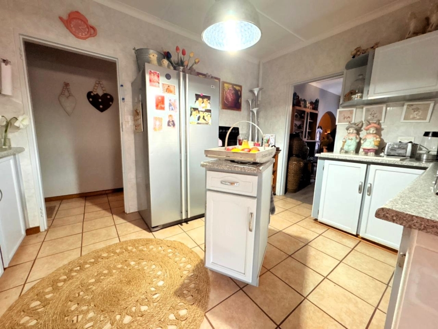 To Let 3 Bedroom Property for Rent in Huttenheights KwaZulu-Natal