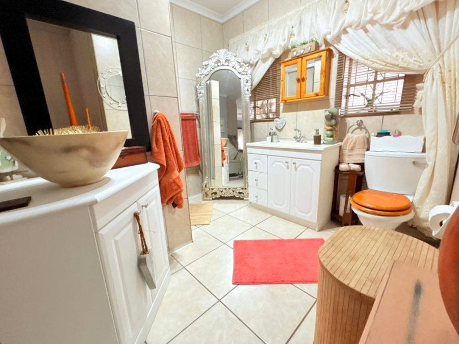 To Let 3 Bedroom Property for Rent in Huttenheights KwaZulu-Natal