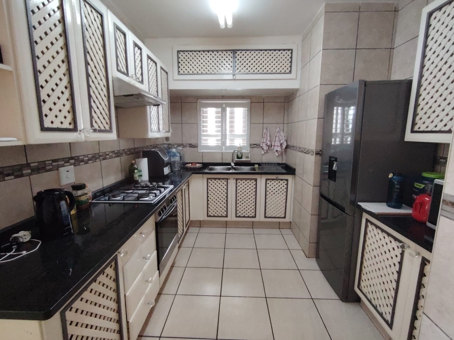 3 Bedroom Property for Sale in Manaba Beach KwaZulu-Natal
