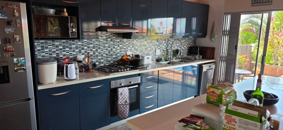 3 Bedroom Property for Sale in St Michaels On Sea KwaZulu-Natal