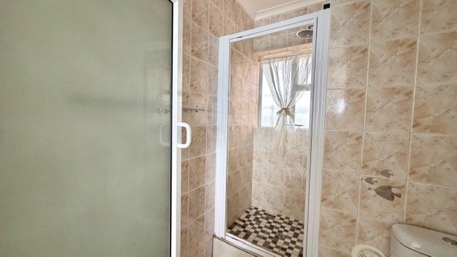 2 Bedroom Property for Sale in Amanzimtoti KwaZulu-Natal