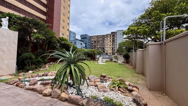 2 Bedroom Property for Sale in Amanzimtoti KwaZulu-Natal