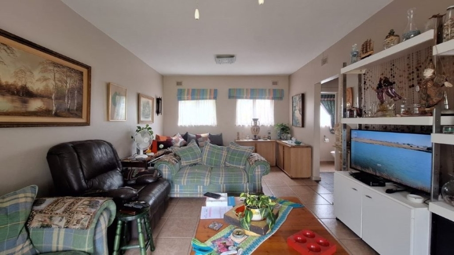 3 Bedroom Property for Sale in Umtentweni KwaZulu-Natal