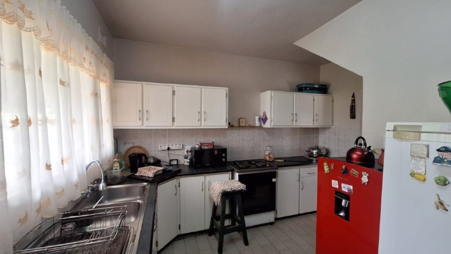 3 Bedroom Property for Sale in Umtentweni KwaZulu-Natal