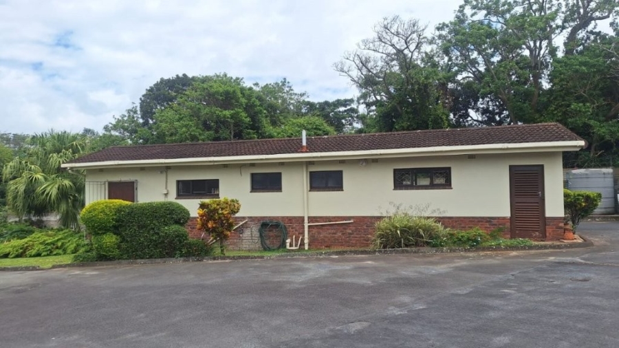 3 Bedroom Property for Sale in Umtentweni KwaZulu-Natal