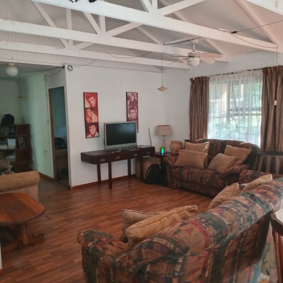 To Let 3 Bedroom Property for Rent in Sea Park KwaZulu-Natal