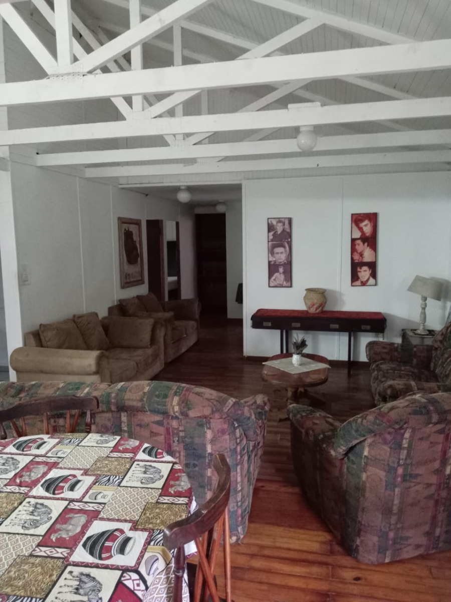 To Let 3 Bedroom Property for Rent in Sea Park KwaZulu-Natal
