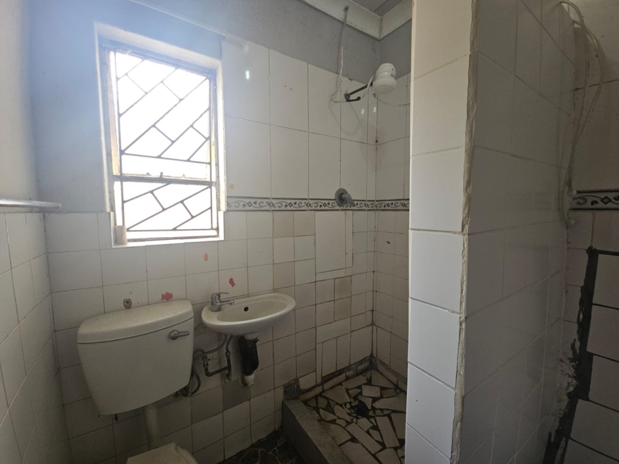 10 Bedroom Property for Sale in Barry Hertzog Park KwaZulu-Natal