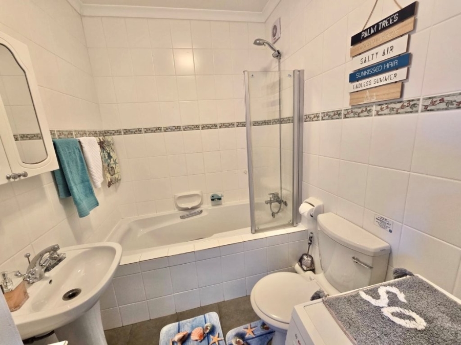 2 Bedroom Property for Sale in Shelly Beach KwaZulu-Natal