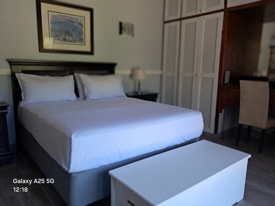 6 Bedroom Property for Sale in Umtentweni KwaZulu-Natal