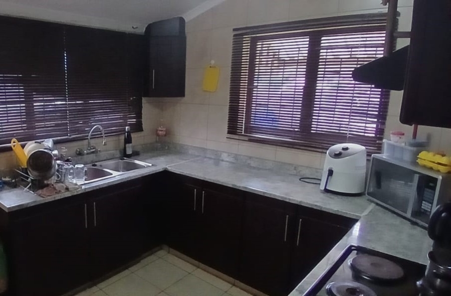 2 Bedroom Property for Sale in Bellair KwaZulu-Natal
