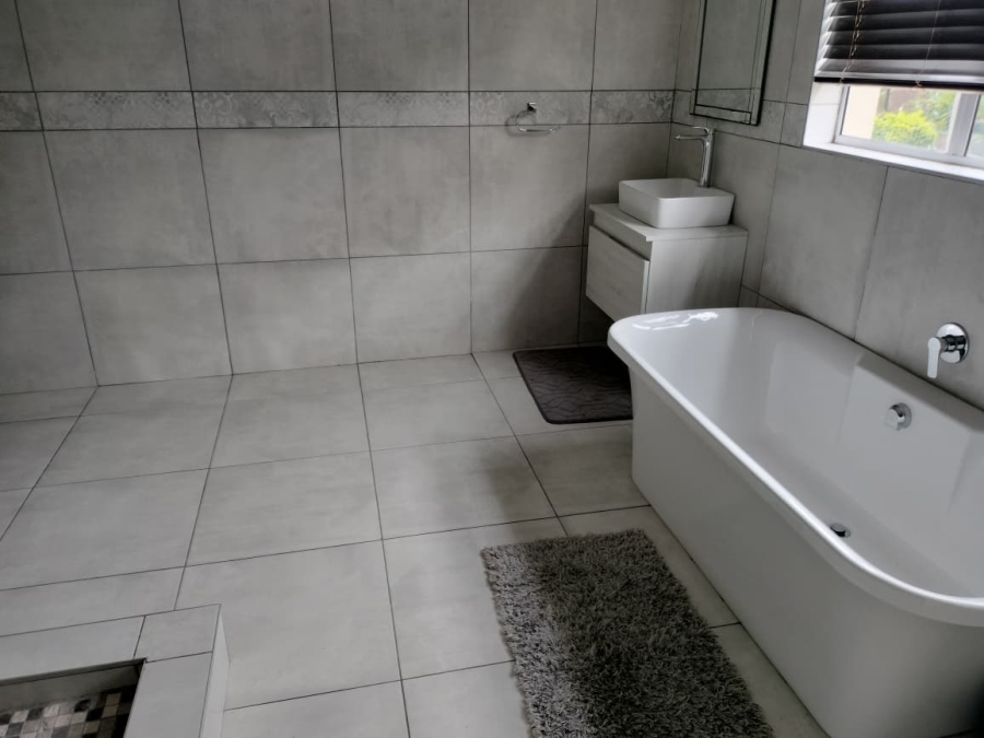 4 Bedroom Property for Sale in Ramsgate KwaZulu-Natal