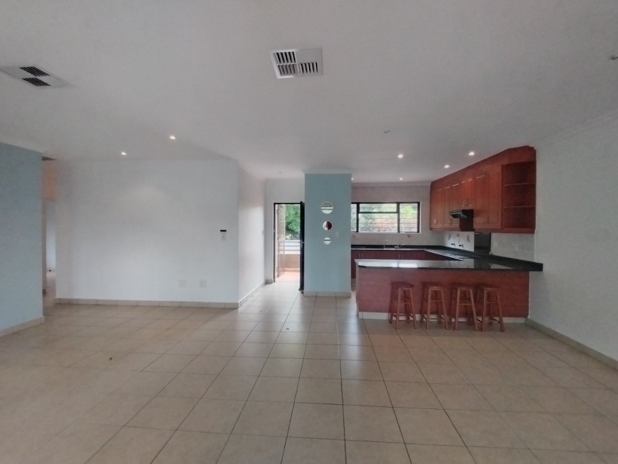 4 Bedroom Property for Sale in Uvongo KwaZulu-Natal