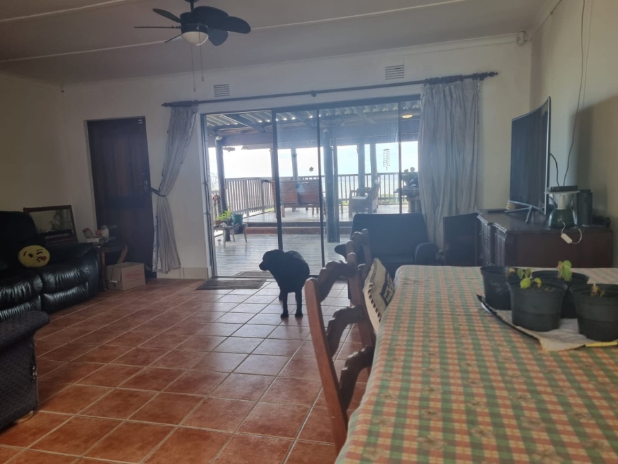 3 Bedroom Property for Sale in Sea Park KwaZulu-Natal