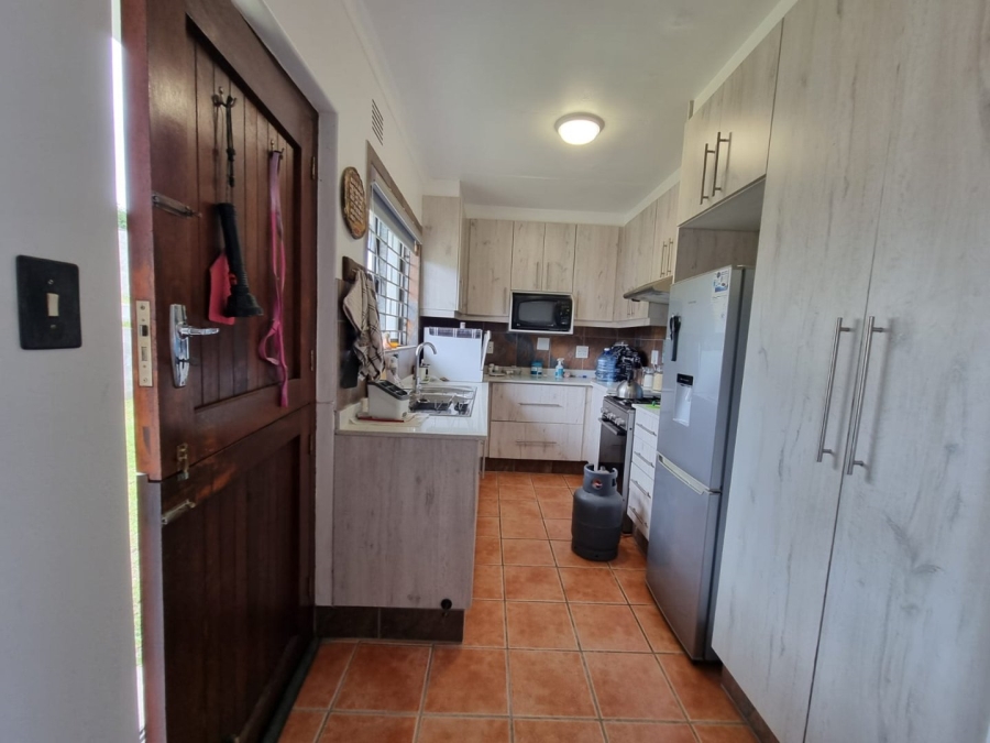 3 Bedroom Property for Sale in Sea Park KwaZulu-Natal