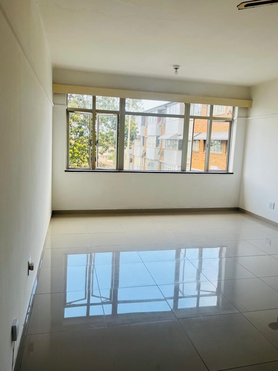 To Let 1 Bedroom Property for Rent in Glenwood KwaZulu-Natal