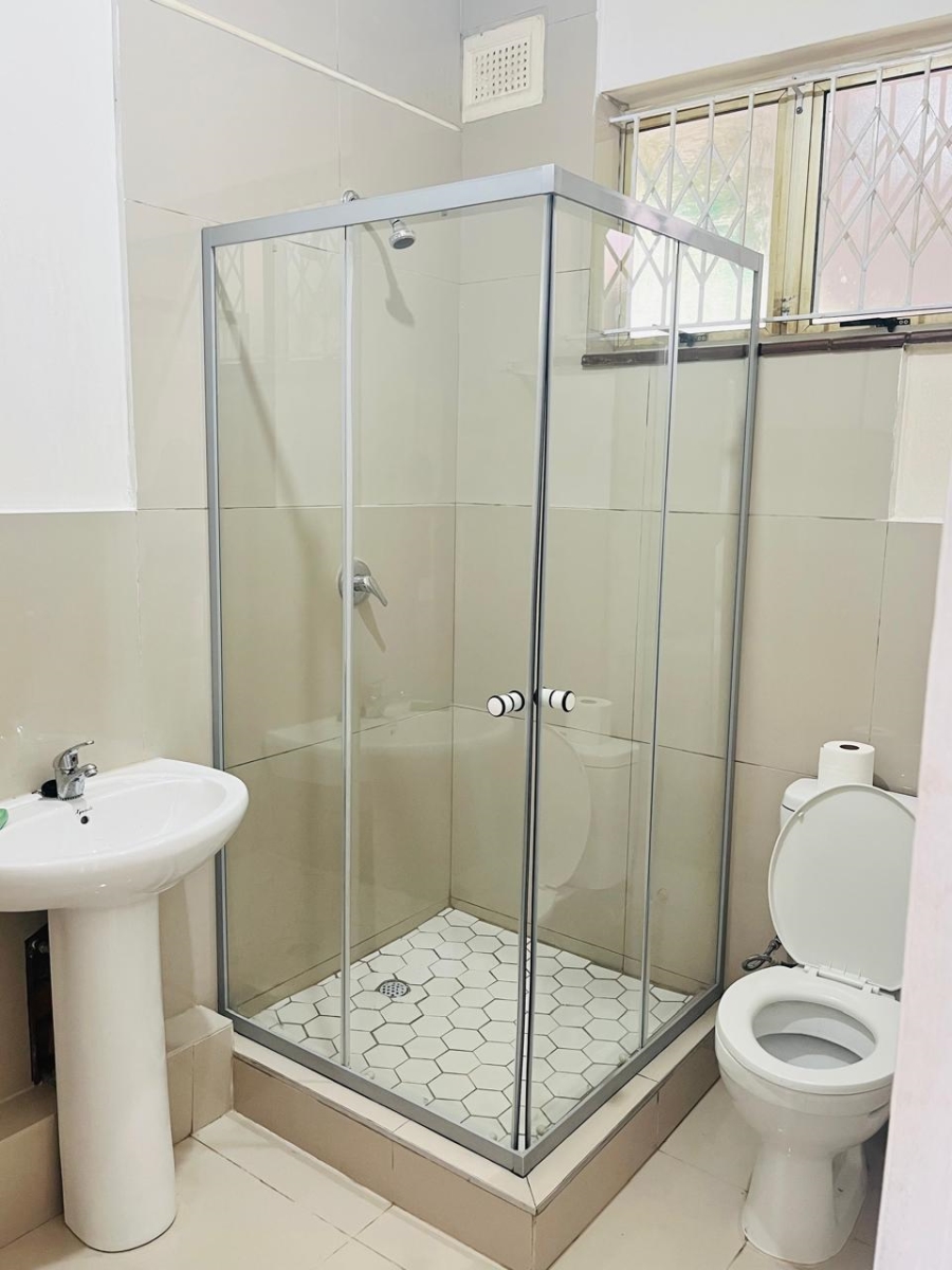 To Let 1 Bedroom Property for Rent in Glenwood KwaZulu-Natal