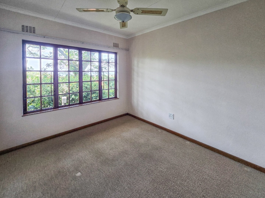 3 Bedroom Property for Sale in Umtentweni KwaZulu-Natal