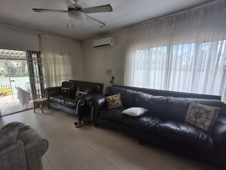 3 Bedroom Property for Sale in St Michaels On Sea KwaZulu-Natal