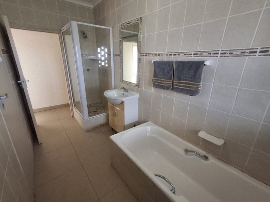 3 Bedroom Property for Sale in St Michaels On Sea KwaZulu-Natal