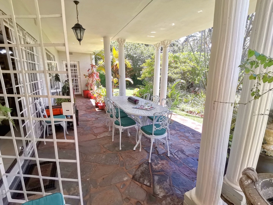 6 Bedroom Property for Sale in St Michaels On Sea KwaZulu-Natal