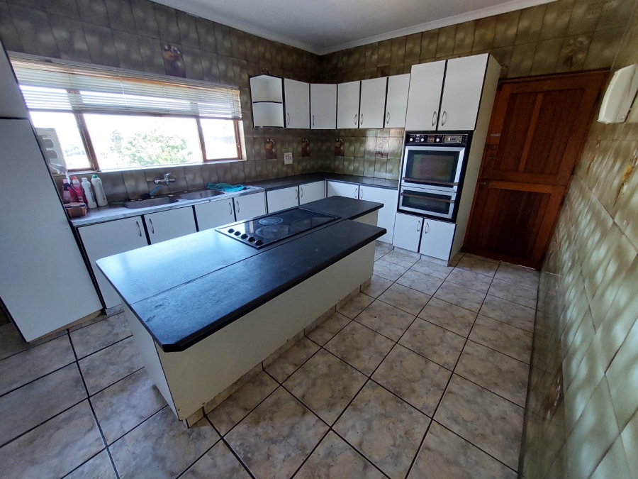 To Let 3 Bedroom Property for Rent in Silverglen KwaZulu-Natal