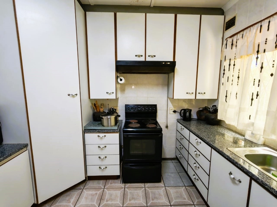 4 Bedroom Property for Sale in Woodgrange KwaZulu-Natal