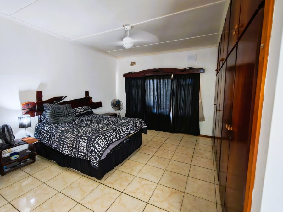 4 Bedroom Property for Sale in Woodgrange KwaZulu-Natal