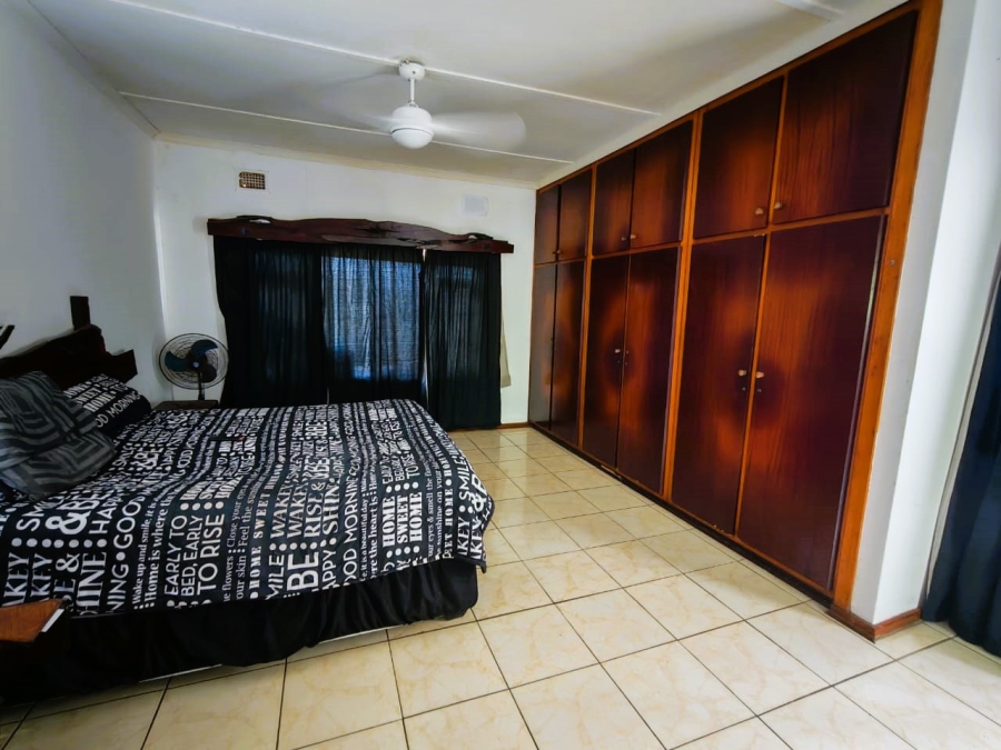 4 Bedroom Property for Sale in Woodgrange KwaZulu-Natal