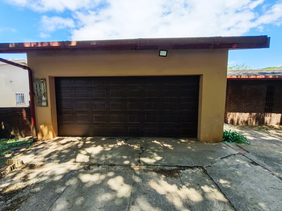 4 Bedroom Property for Sale in Woodgrange KwaZulu-Natal