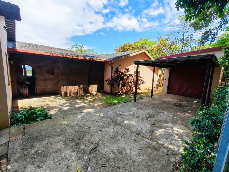 4 Bedroom Property for Sale in Woodgrange KwaZulu-Natal