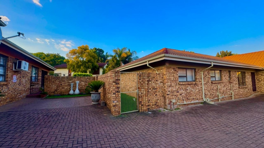 3 Bedroom Property for Sale in Pioneer Park KwaZulu-Natal