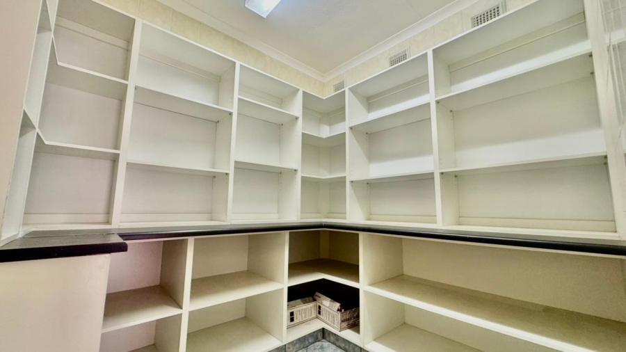 3 Bedroom Property for Sale in Pioneer Park KwaZulu-Natal