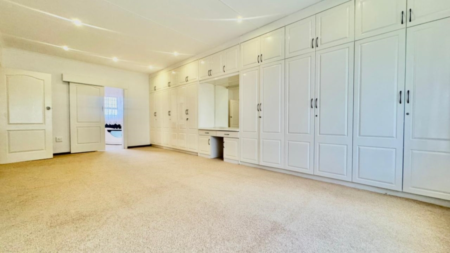 3 Bedroom Property for Sale in Pioneer Park KwaZulu-Natal