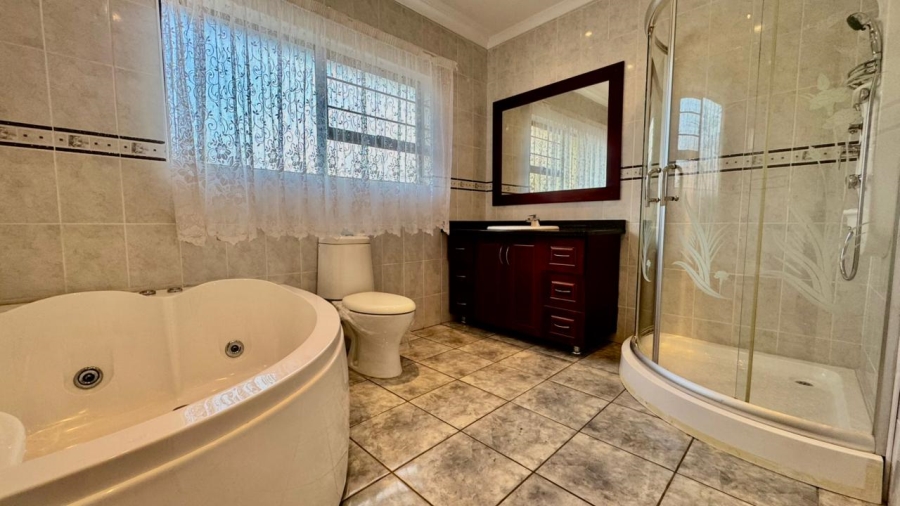 3 Bedroom Property for Sale in Pioneer Park KwaZulu-Natal