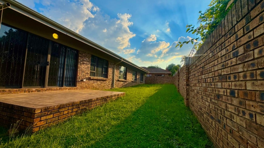 3 Bedroom Property for Sale in Pioneer Park KwaZulu-Natal