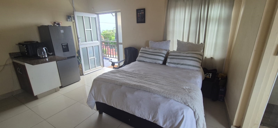 To Let 1 Bedroom Property for Rent in Ocean View KwaZulu-Natal