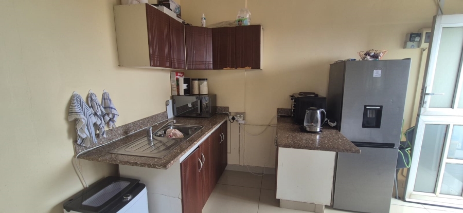 To Let 1 Bedroom Property for Rent in Ocean View KwaZulu-Natal